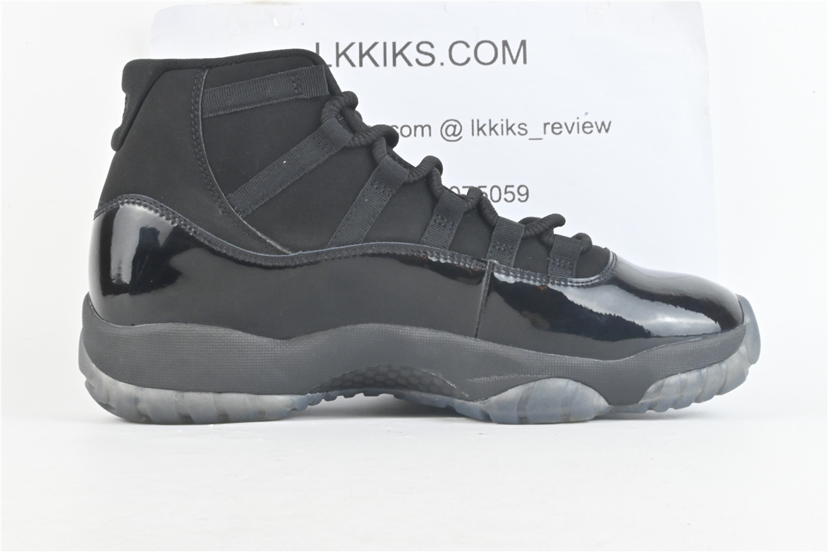 Jordan 11 Retro Cap And Gown